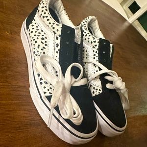 Brand new kids size 1 vans
